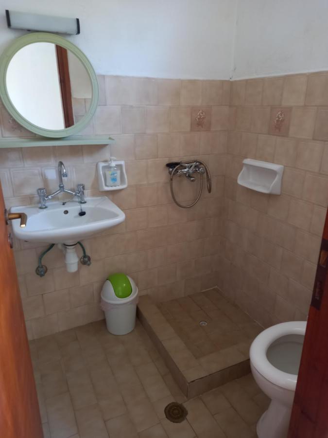 George Rooms Votsi  Екстериор снимка