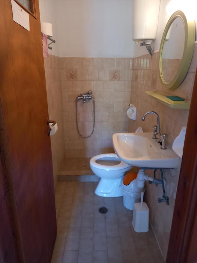 George Rooms Votsi  Екстериор снимка