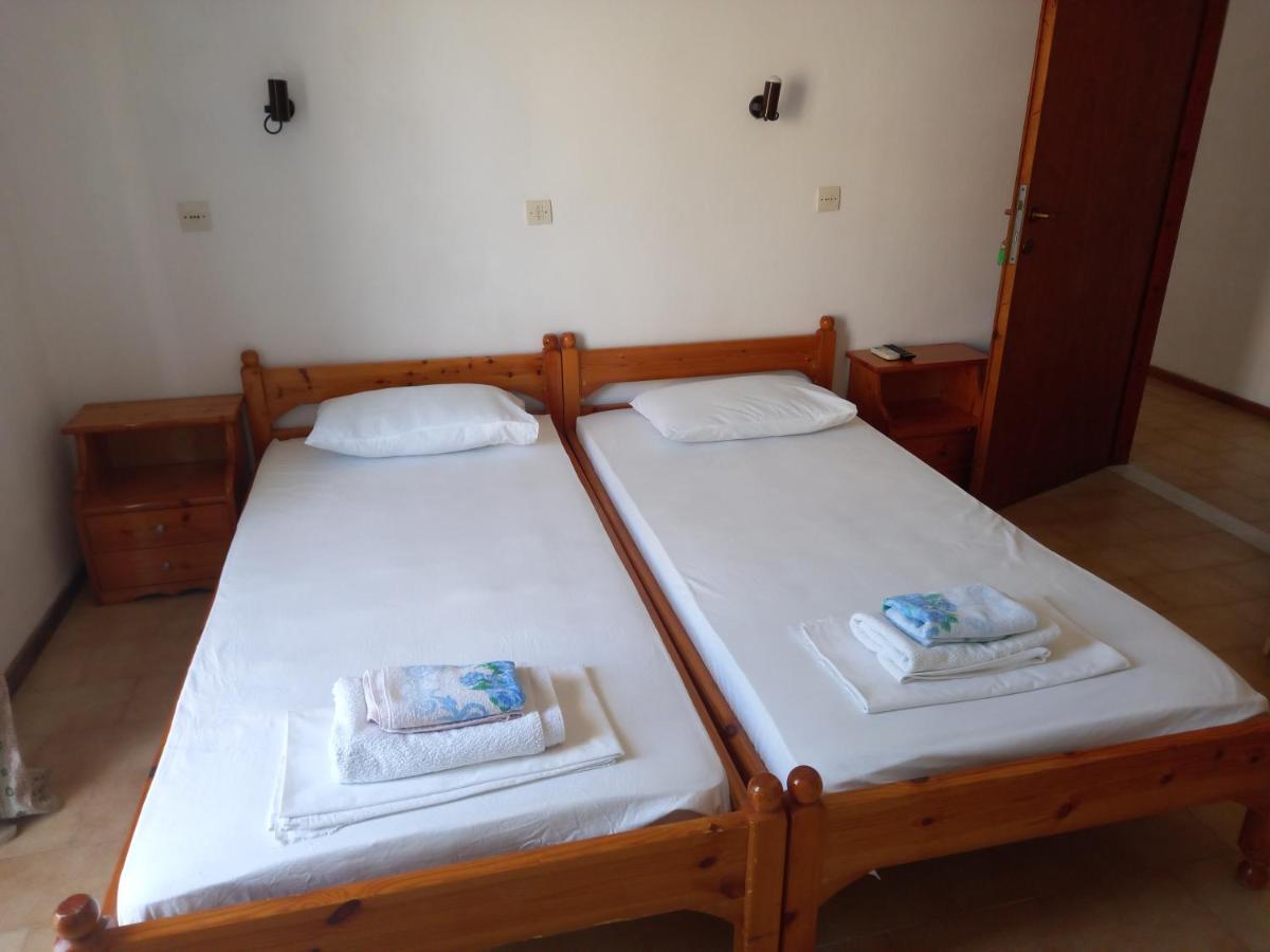 George Rooms Votsi  Екстериор снимка